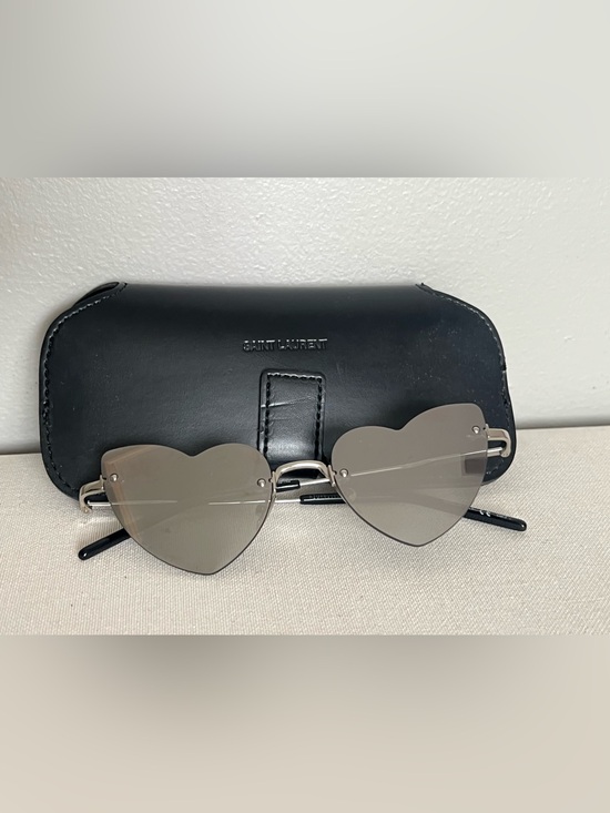 Saint Laurent LouLou SL 254 Rimless Heart Frame Sunglasses